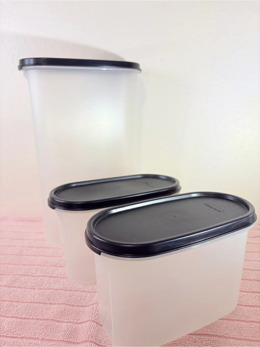 Set of 3 Modular Mates container.             (2oval 4 1/2”H). (1 oval 11 1/4”H)